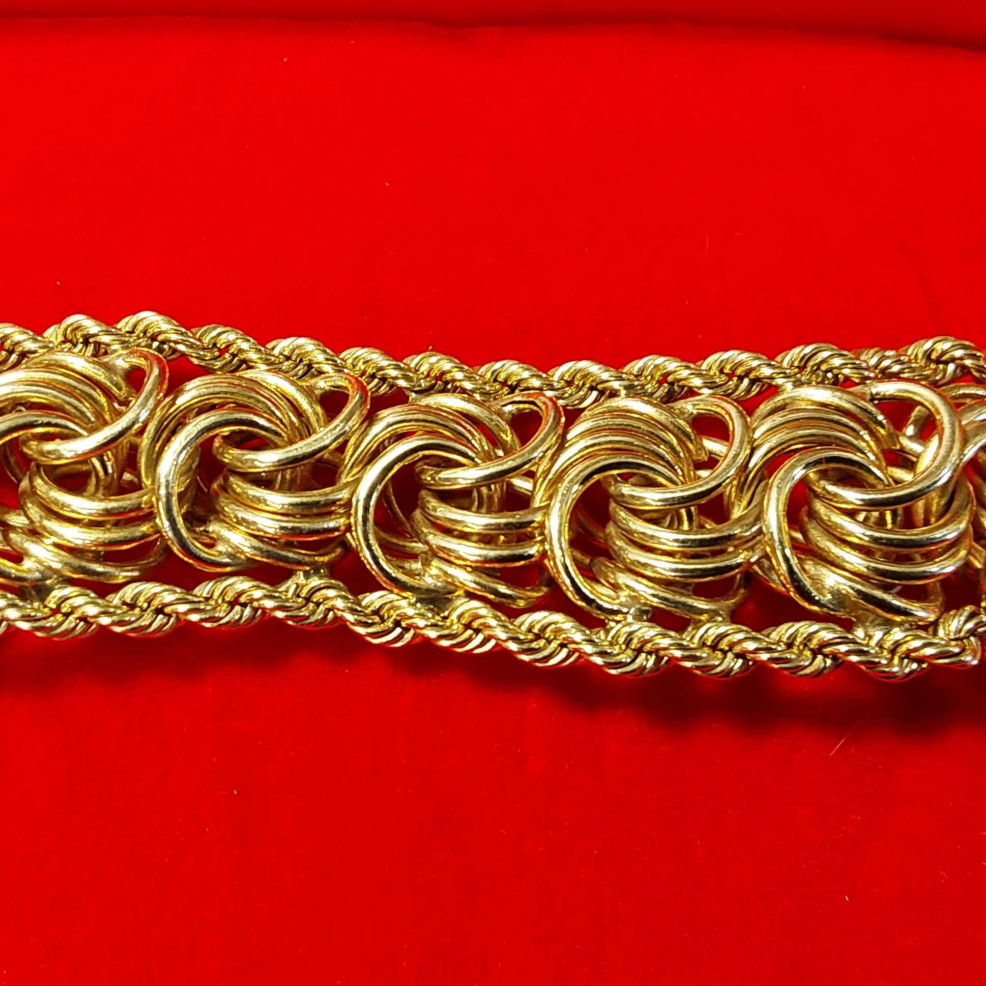 Cable Bracelet - Yellow Gold 14k (.585) 42 grams 8 inch