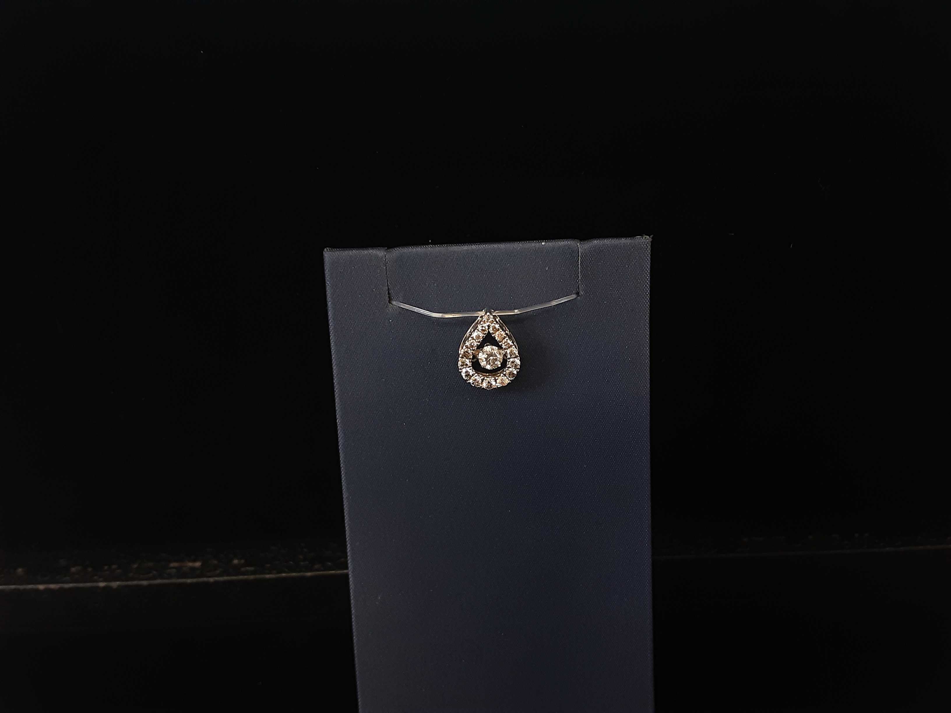 Diamond Pendant - White Gold 14k (.585) 1.3 grams