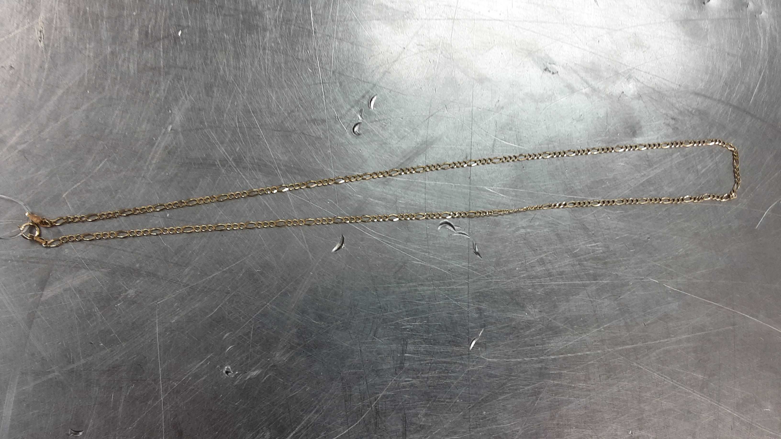 Figaro Chain - Yellow Gold 10k (.417) 3.5 grams 22 inch