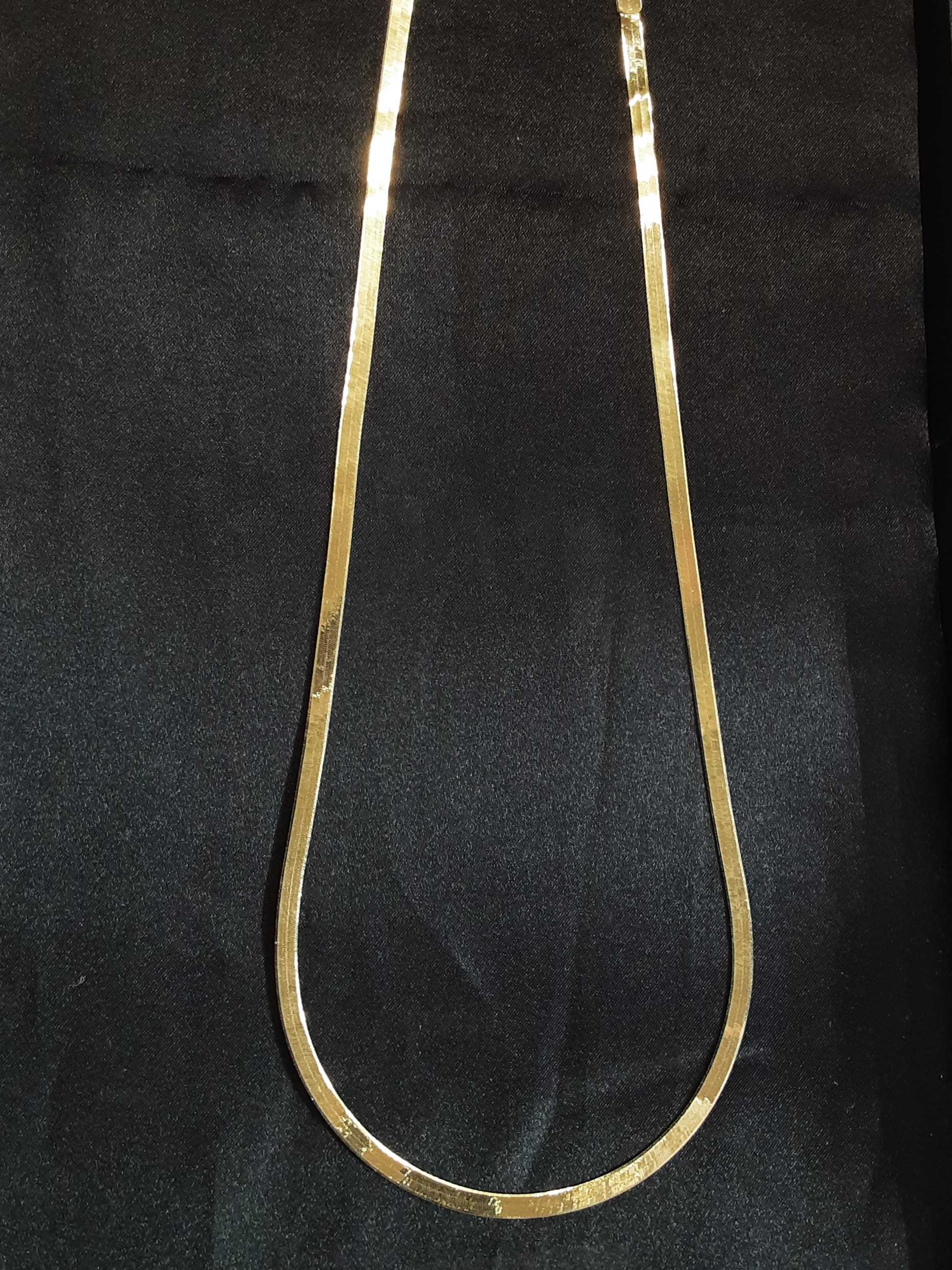Herringbone Chain - Yellow Gold 10k (.417) 6.2 grams 20 inch