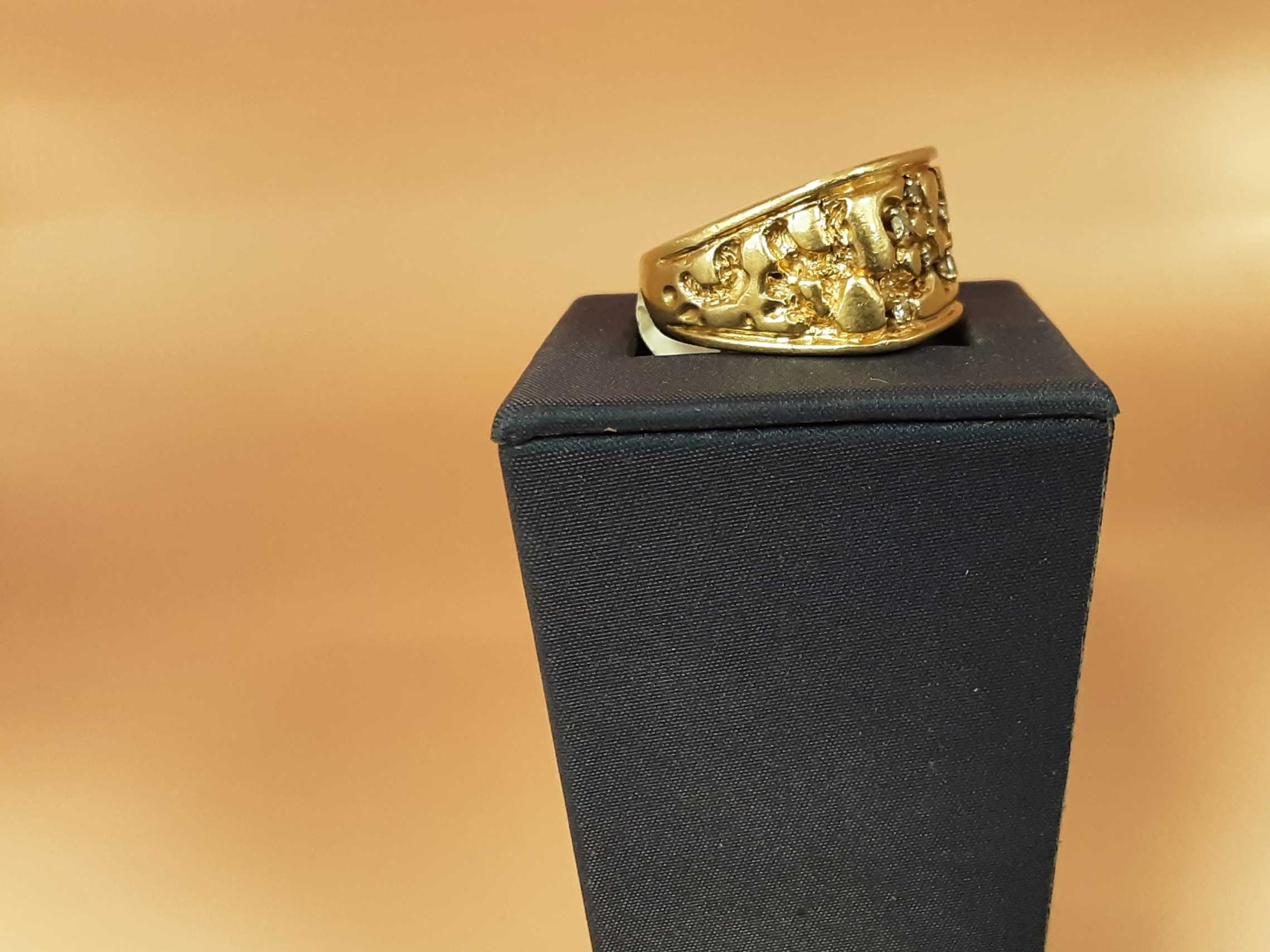 Men's Ring - Yellow Gold 10k (.417) 14.4 Grams Size 8 - Image 3