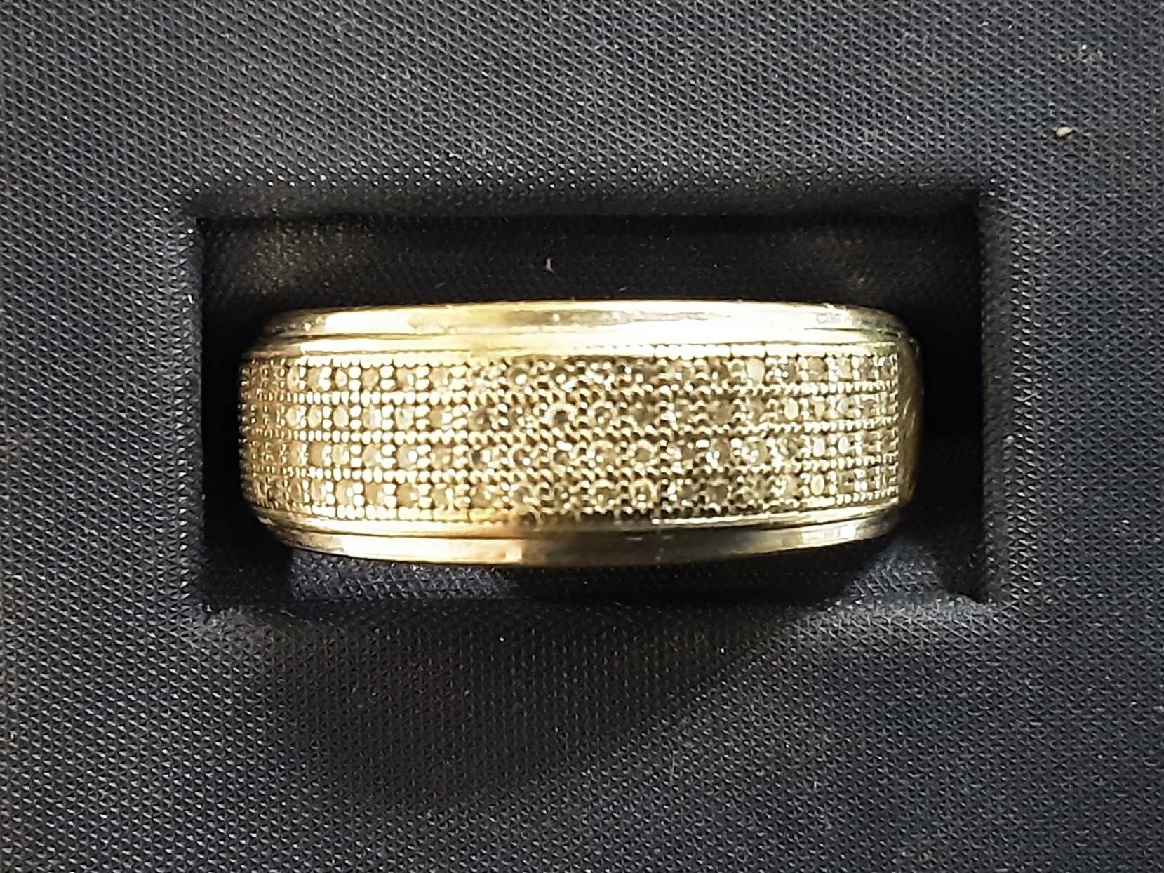 Men's Ring - Yellow Gold 10k (.417) 3.4 grams Size 10.5