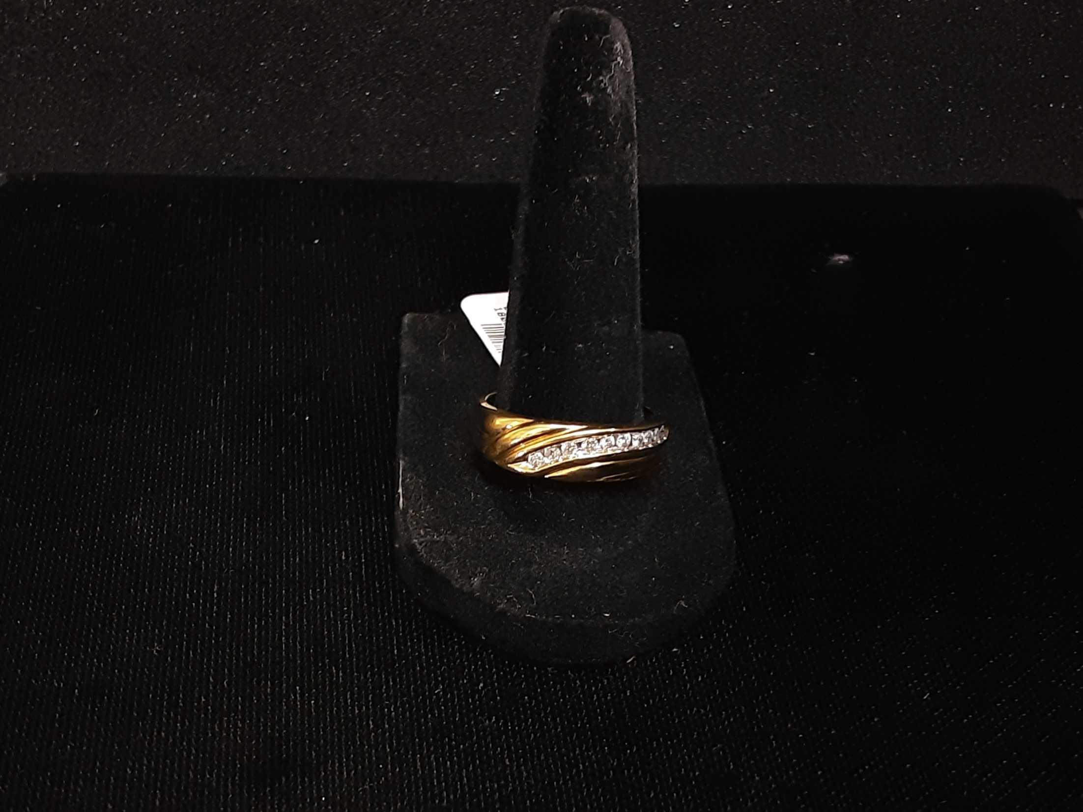 Men's Ring - Yellow Gold 10k (.417) 4.3 grams Size 10
