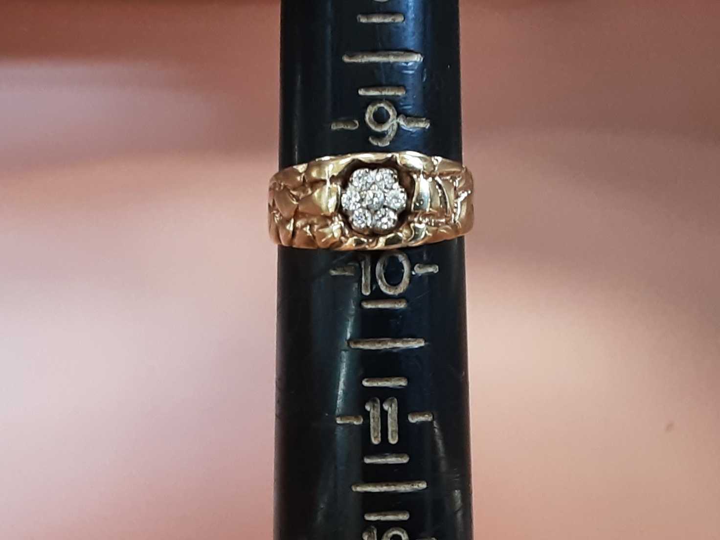 Men's Ring - Yellow Gold 10k (.417) 4 Grams Size 9.5