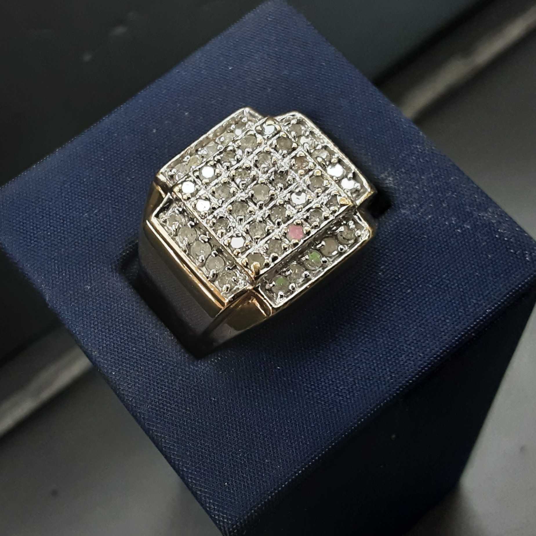 Men's Ring - Yellow Gold 10k (.417) 8.8 grams Size 9.5