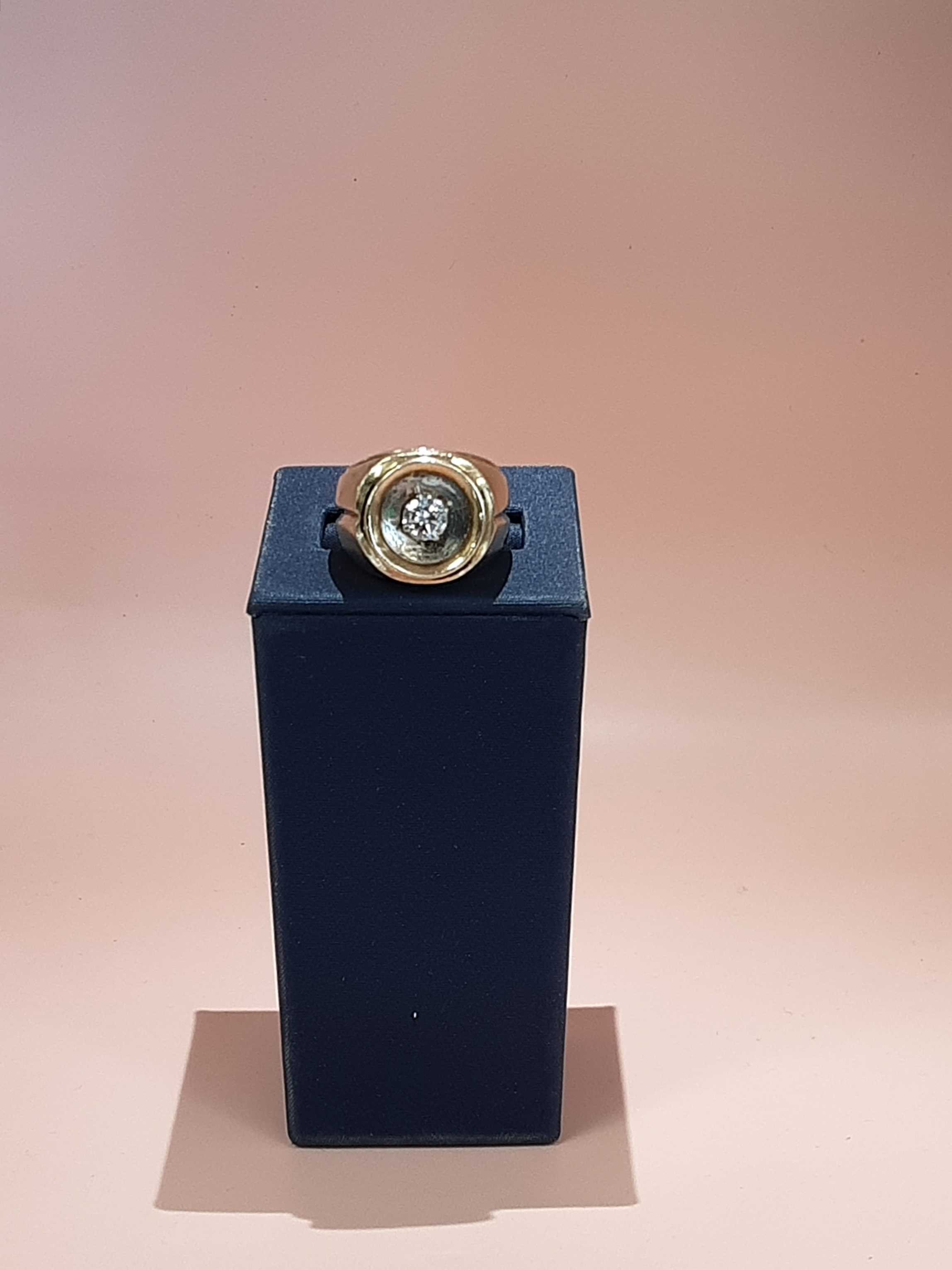 Men's Ring - Yellow Gold 14k (.585) 12.7 Grams Size 7.5 - Image 2