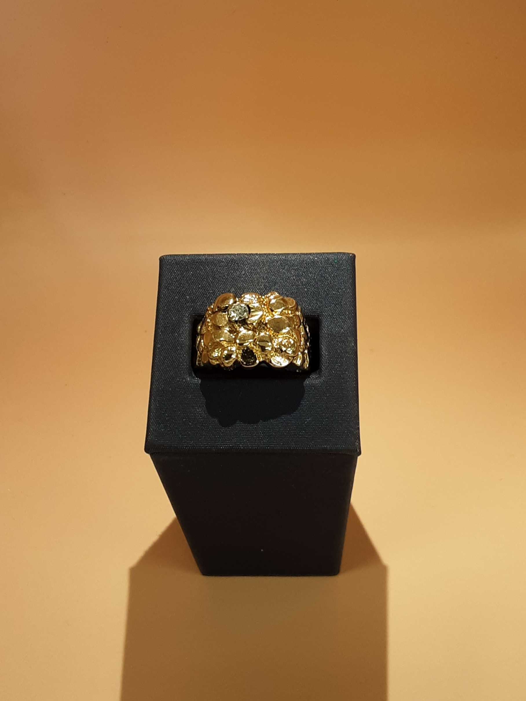 Men's Ring - Yellow Gold 14k (.585) 15.3 Grams Size 10.5