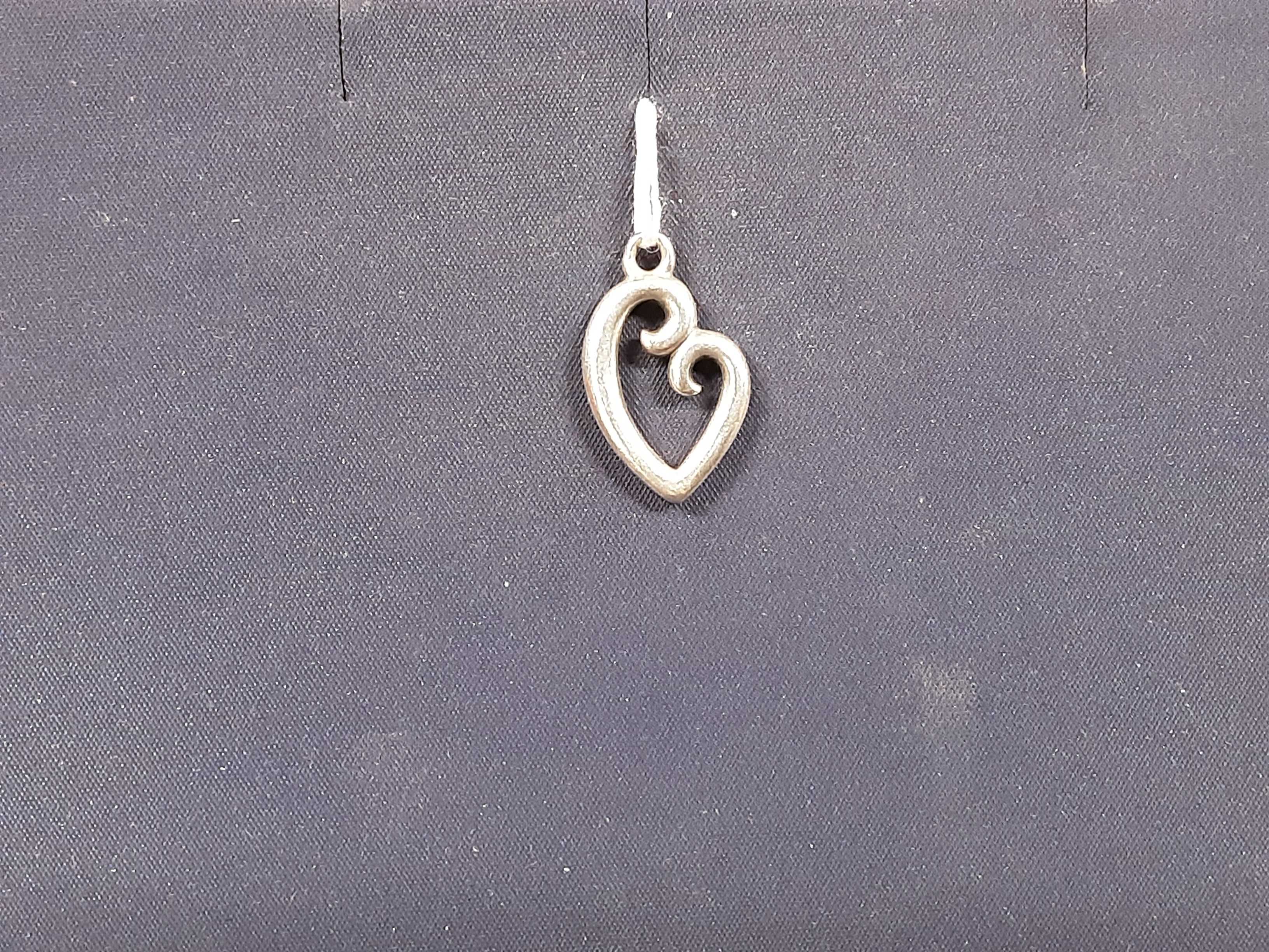 Pendant - Silver 1.8 grams