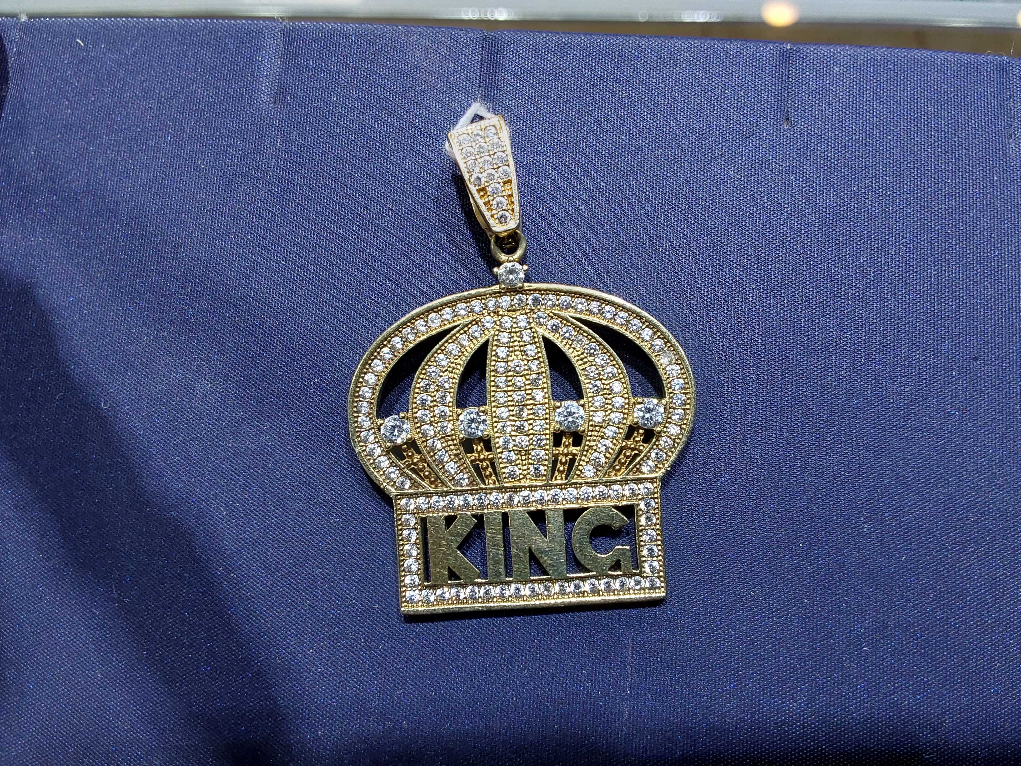 Pendant - Yellow Gold 10k (.417) 8.8 grams