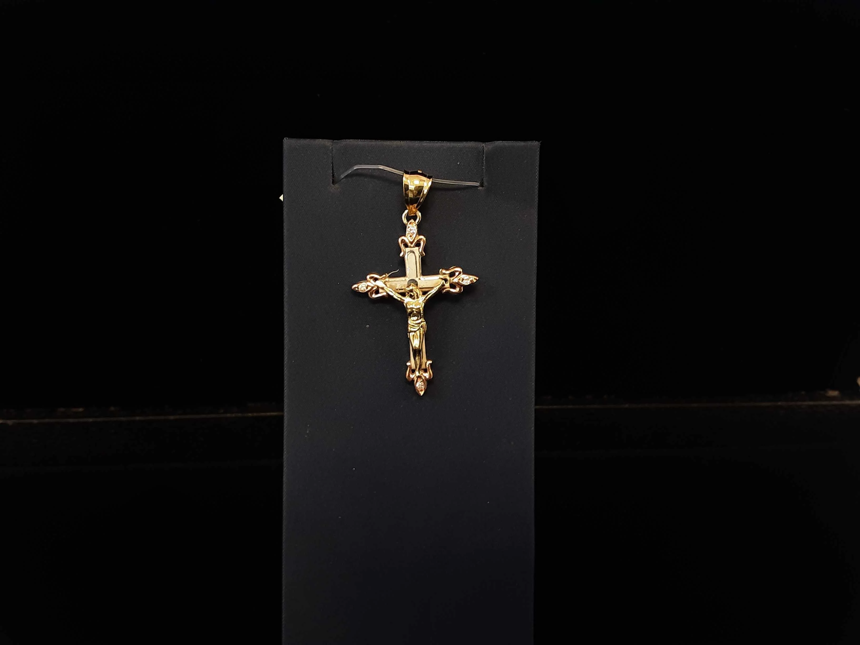 Religious Pendant - Tricolor Gold 10k (.417) 4.7 grams