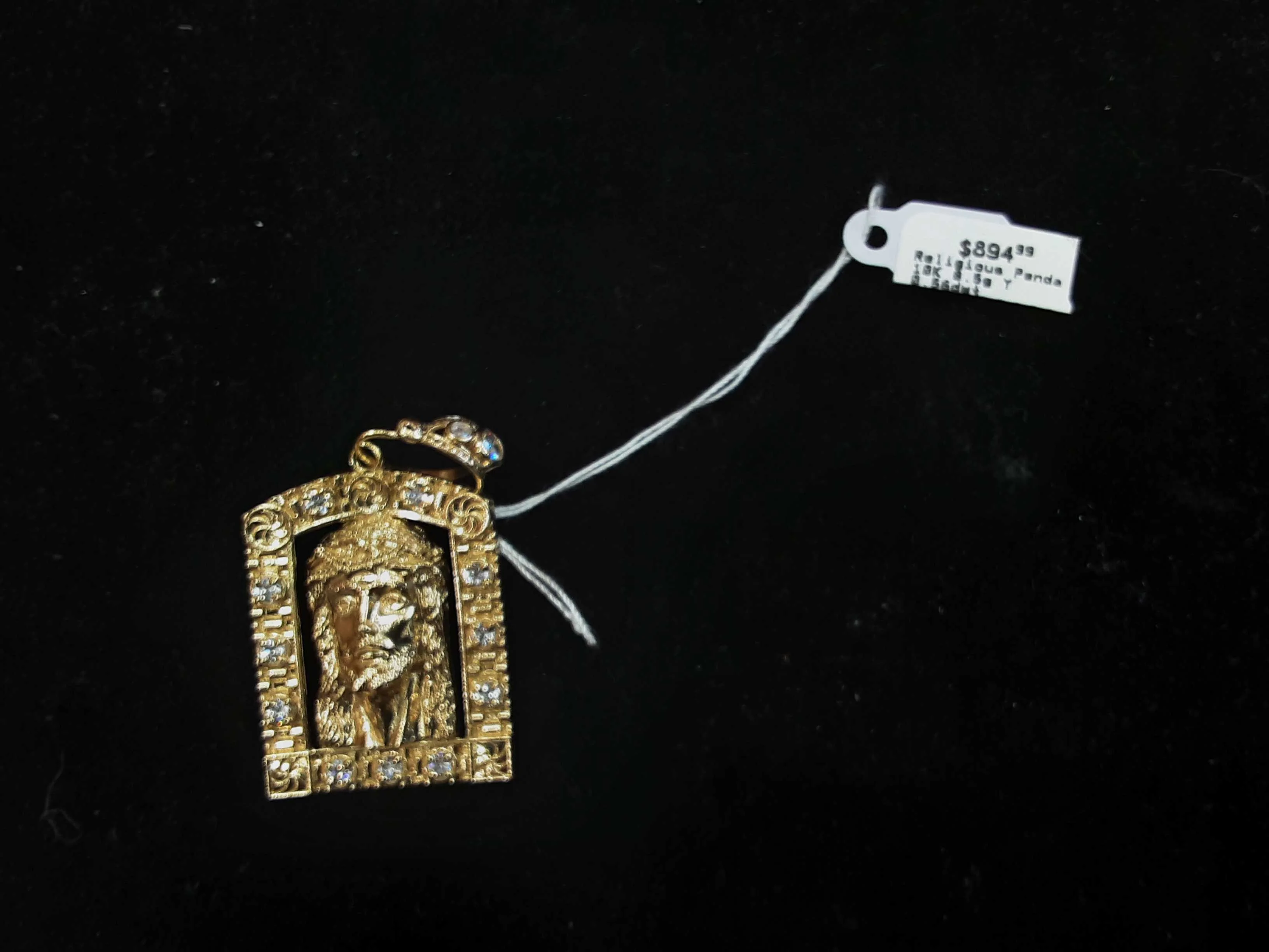 Religious Pendant - Yellow Gold 10k (.417) 8.5 grams