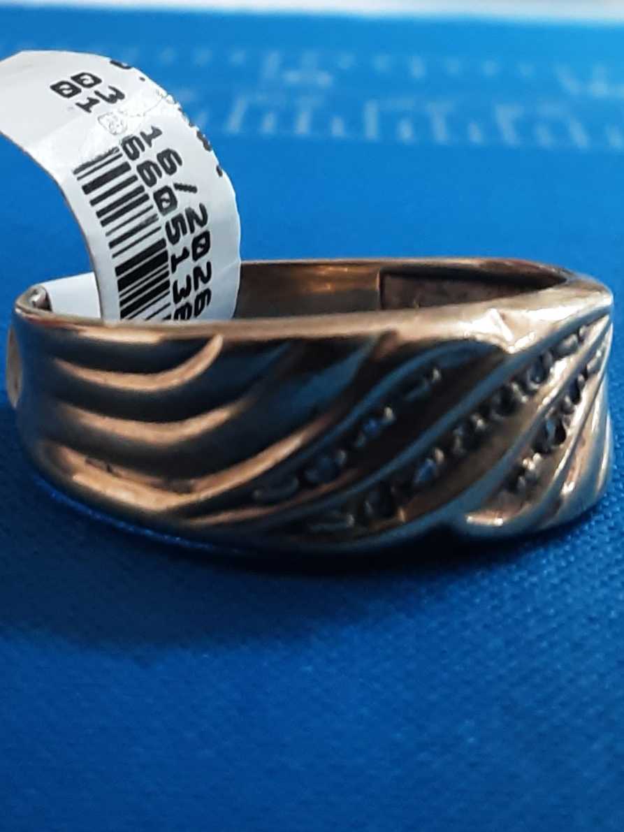 Ring - Wedding Band - Yellow Gold 10k (.417) 3.6 grams Size 10.5 - Image 2