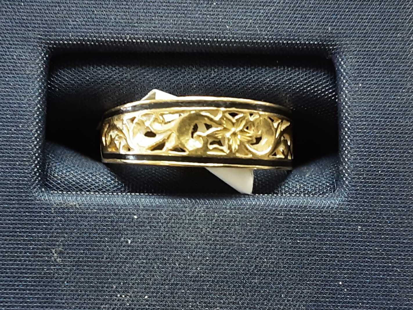 Ring - Wedding Band - Yellow Gold 14k (.585) 1.7 grams Size 20