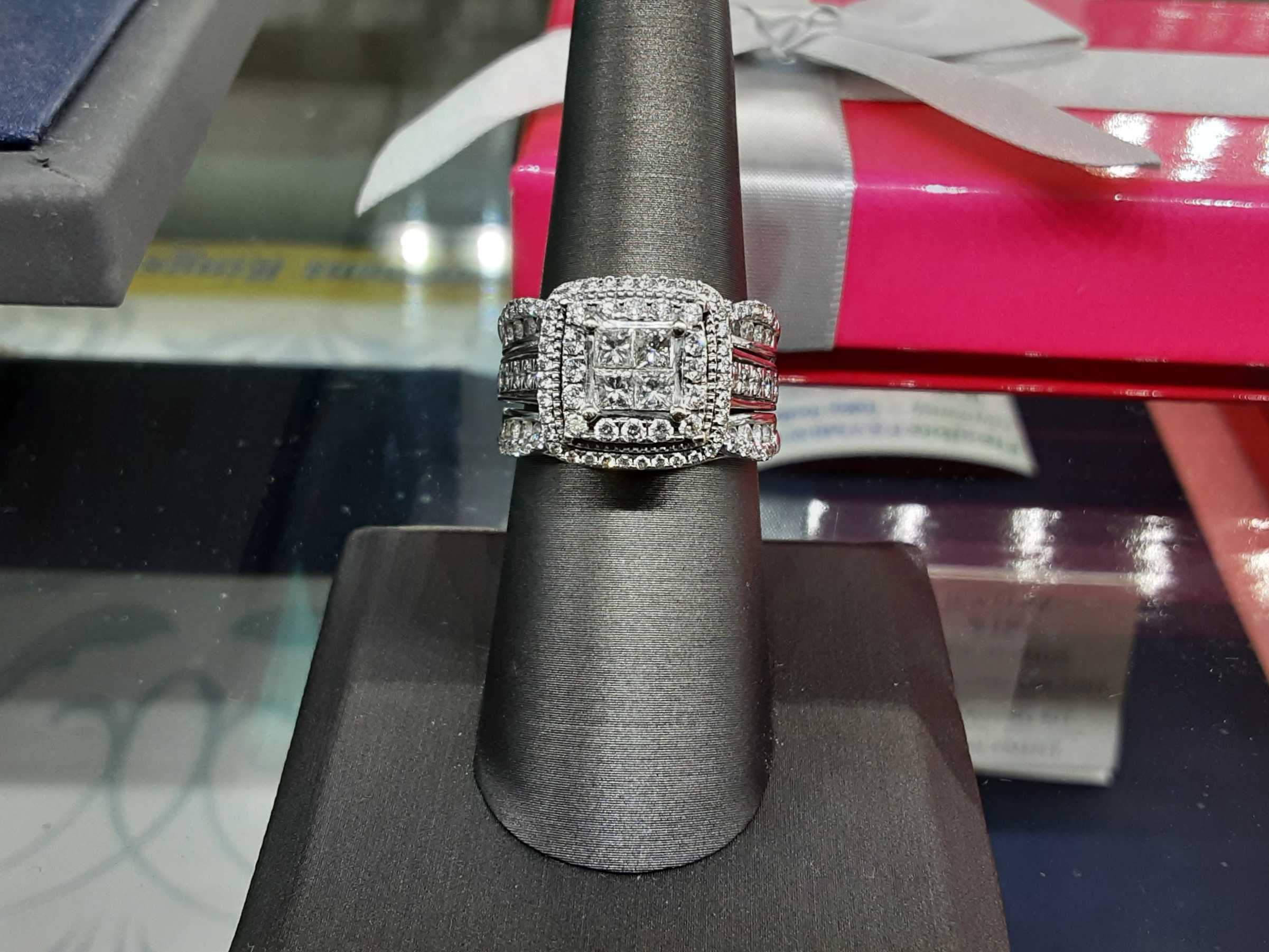 Ring - Wedding Set - White Gold 14k (.585) 10.1 grams Size 6