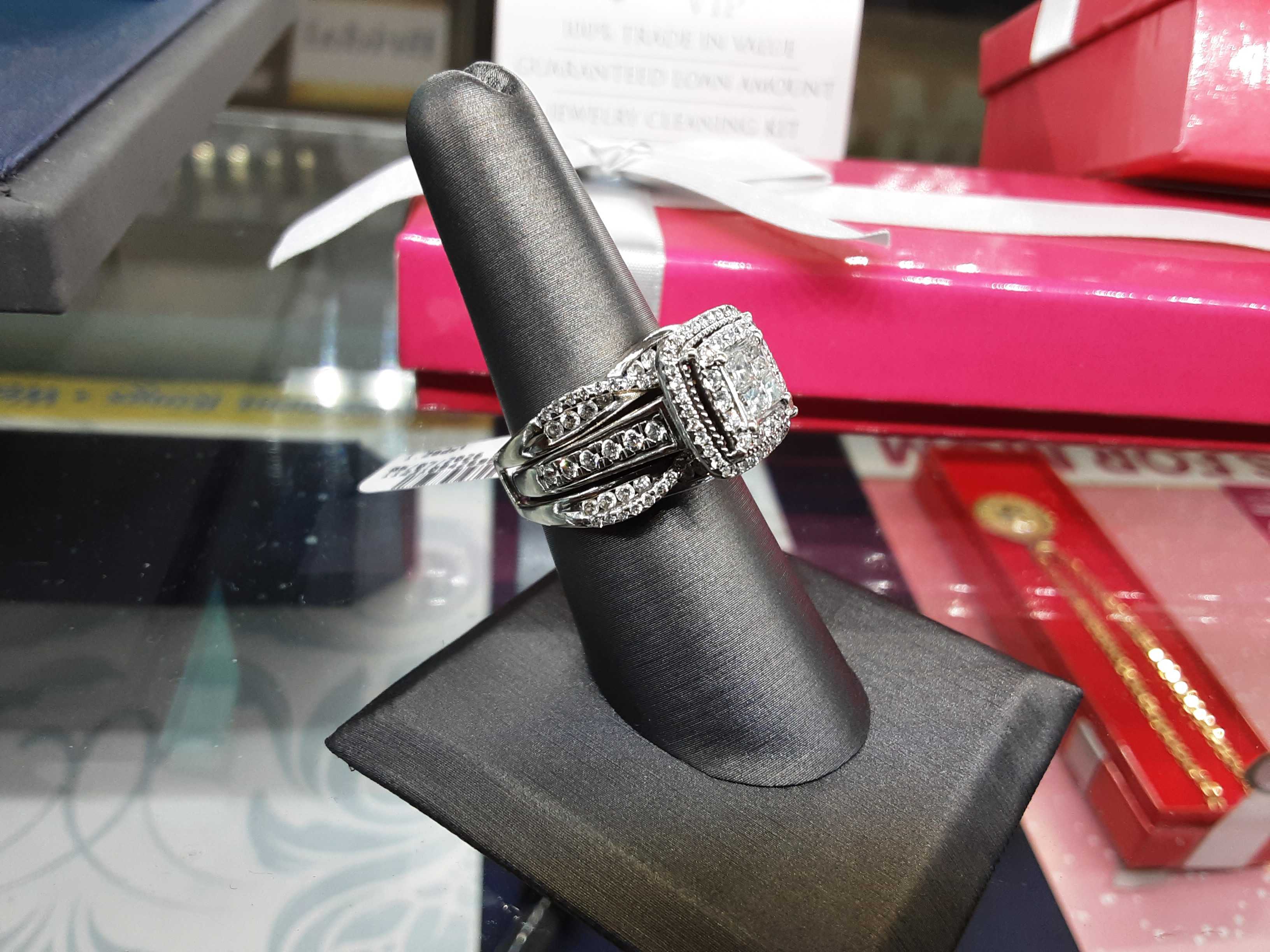 Ring - Wedding Set - White Gold 14k (.585) 10.1 grams Size 6 - Image 2