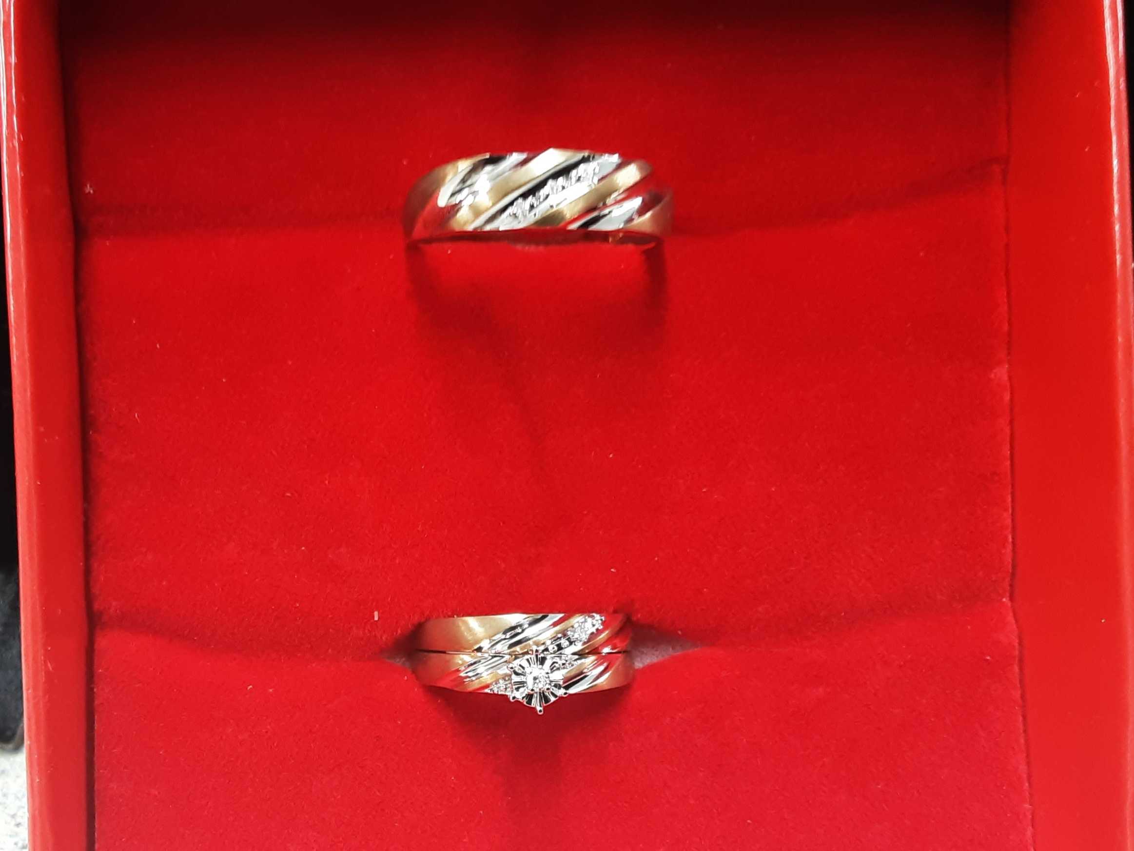 Ring - Wedding Set - Yellow Gold 10k (.417) 5.9 grams Size 7