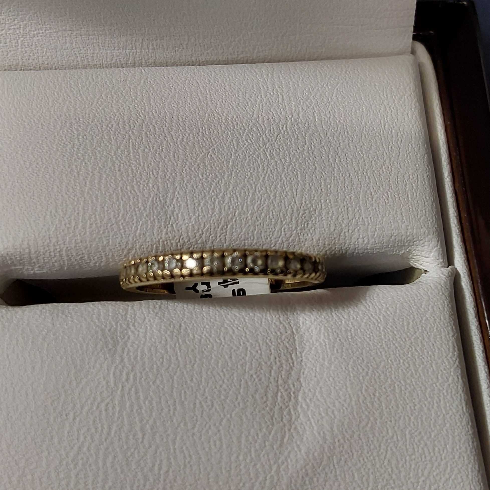 Women's Ring - Anniversary - Yellow Gold 14k (.585) 1.1 grams Size 5