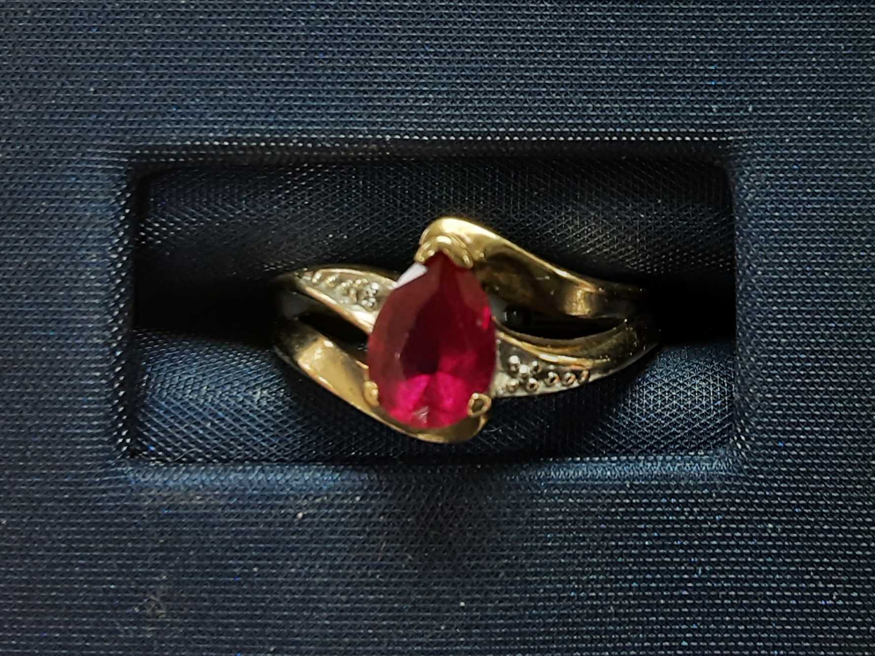 Women's Ring - Yellow Gold 10k (.417) 1.8 grams Size 10