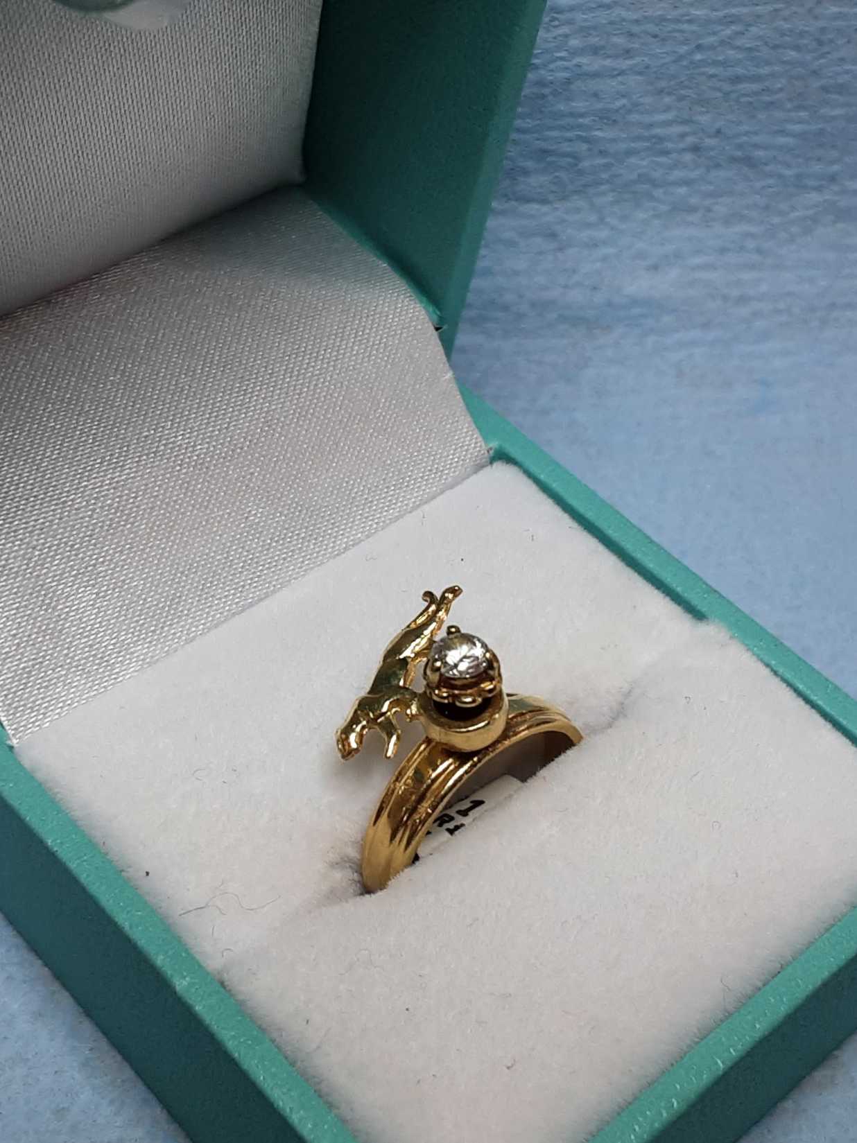 Women's Ring - Yellow Gold 10k (.417) 2.2 grams Size 4