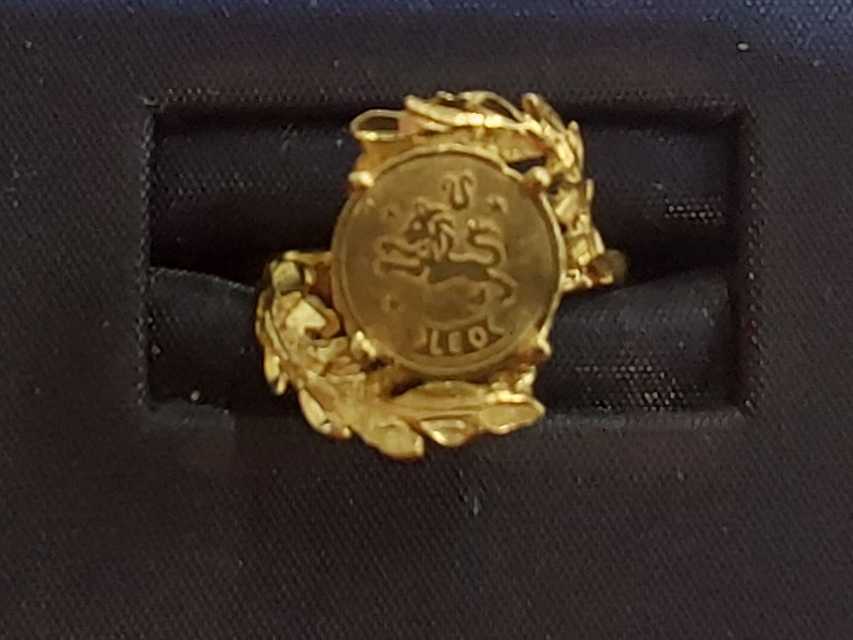 Women's Ring - Yellow Gold 10k (.417) 2.3 grams Size 7