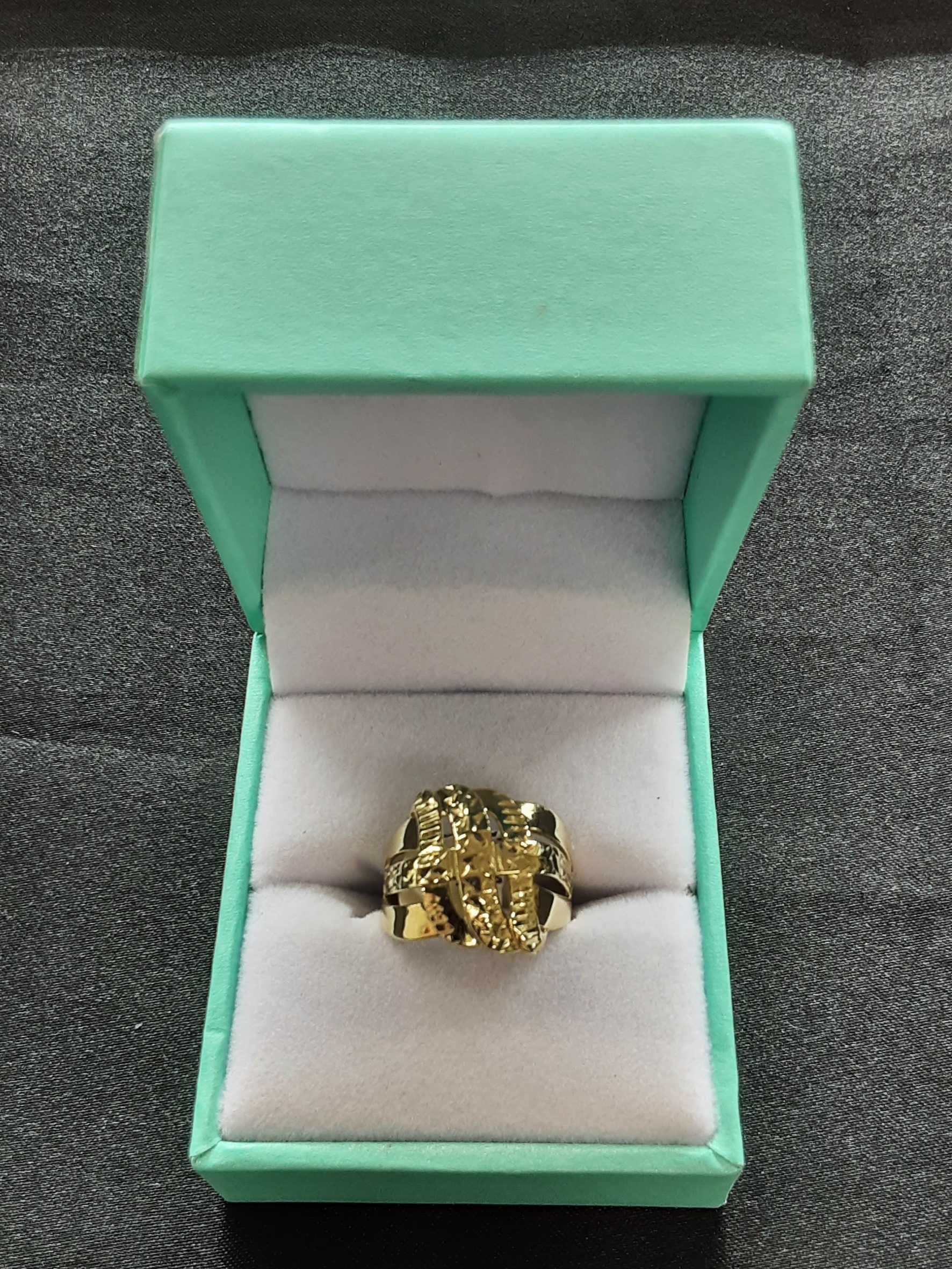 Women's Ring - Yellow Gold 10k (.417) 2.4 grams Size 5