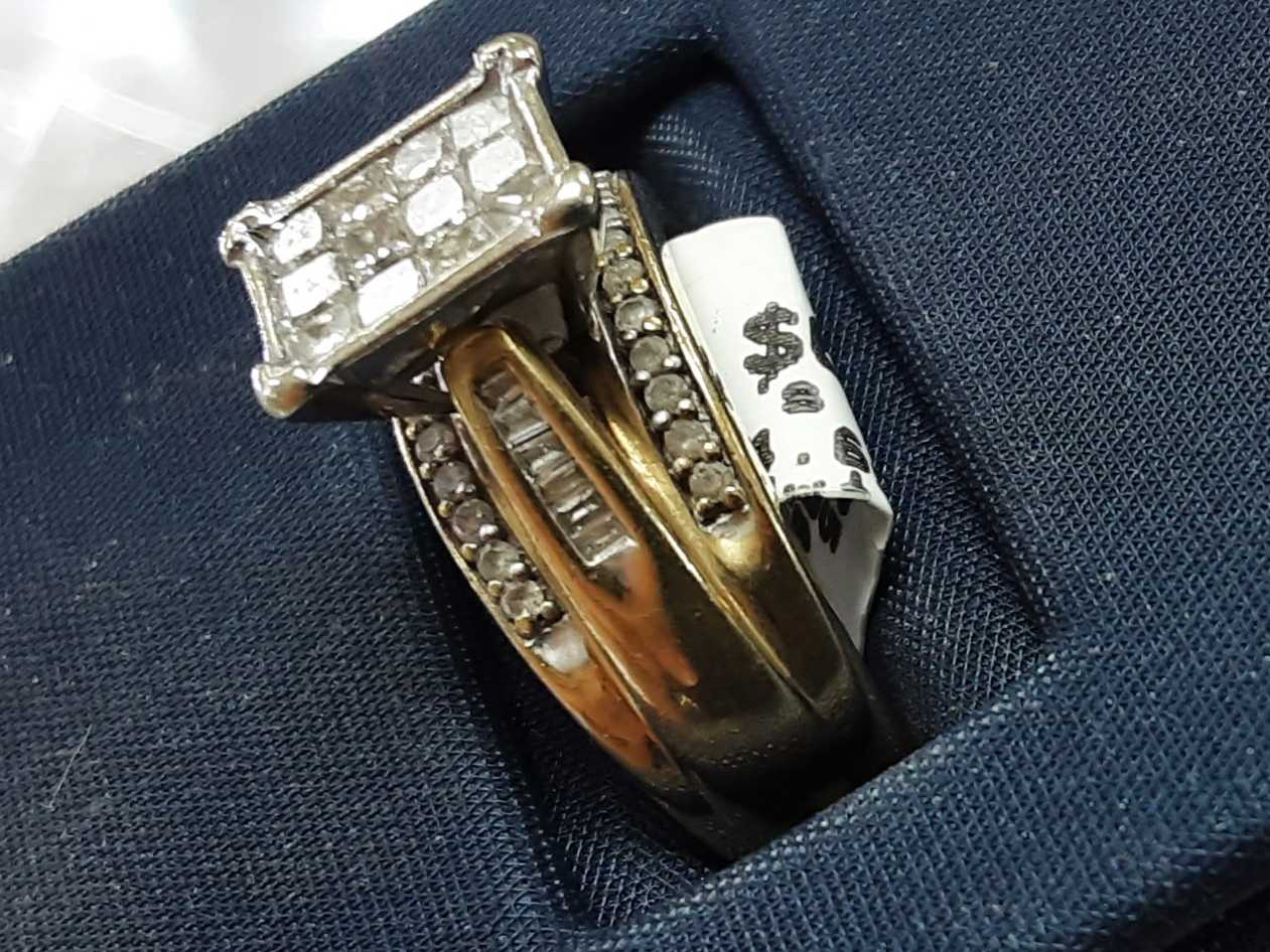 Women's Ring - Yellow Gold 10k (.417) 4.6 grams Size 20 - Image 2