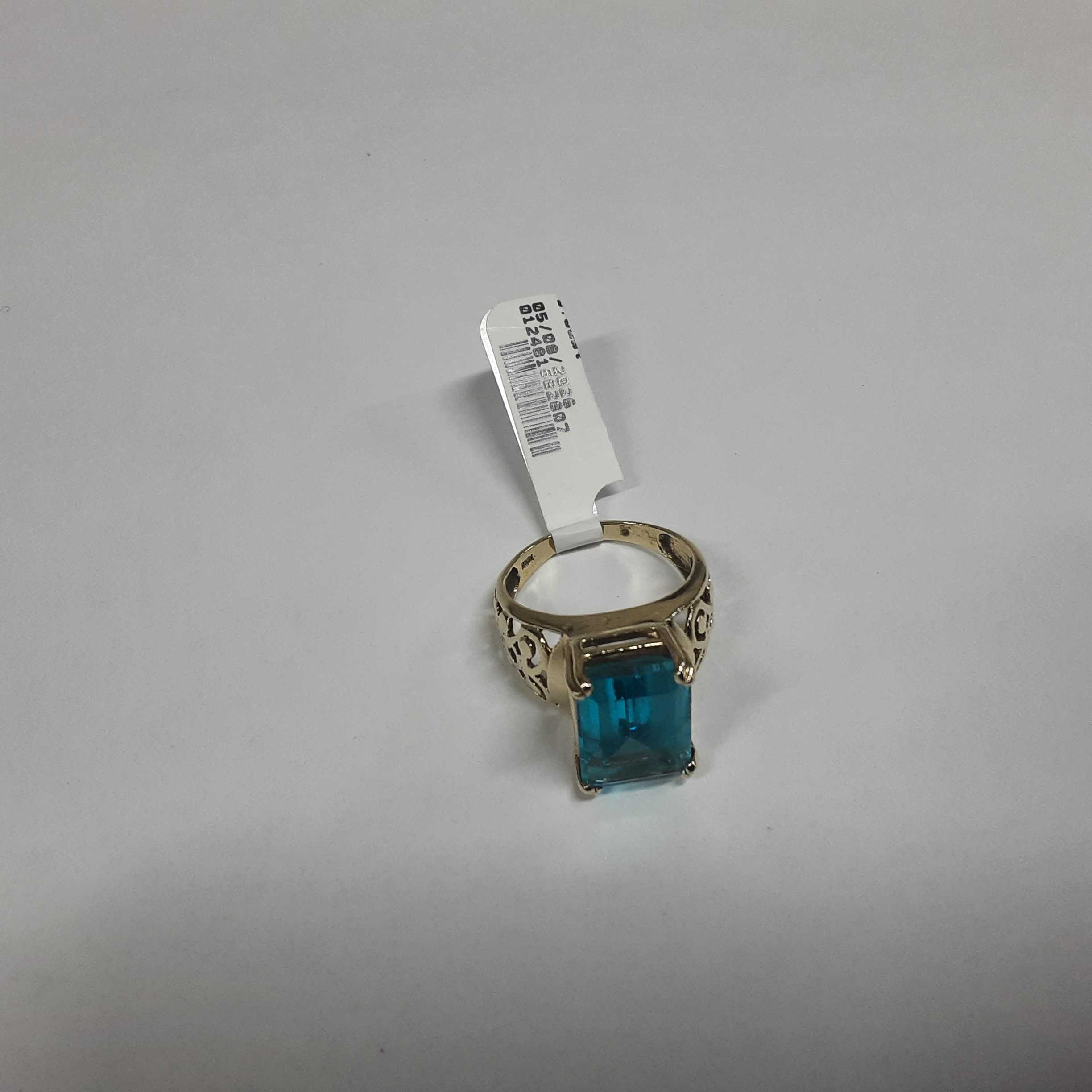 Women's Ring - Yellow Gold 10k (.417) 6.2 grams Size 20
