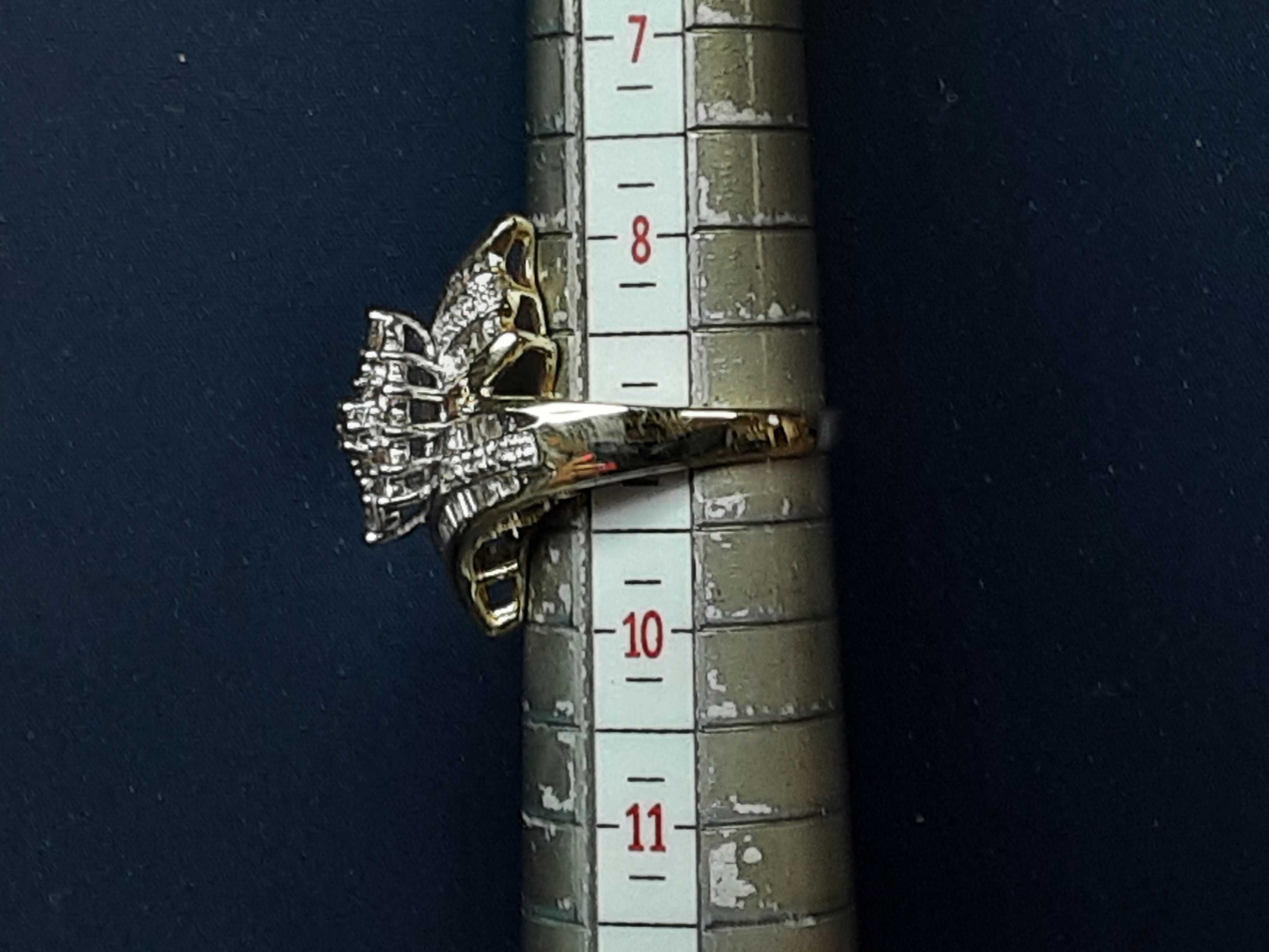 Women's Ring - Yellow Gold 10k (.417) 6.8 grams Size 9 - Image 2