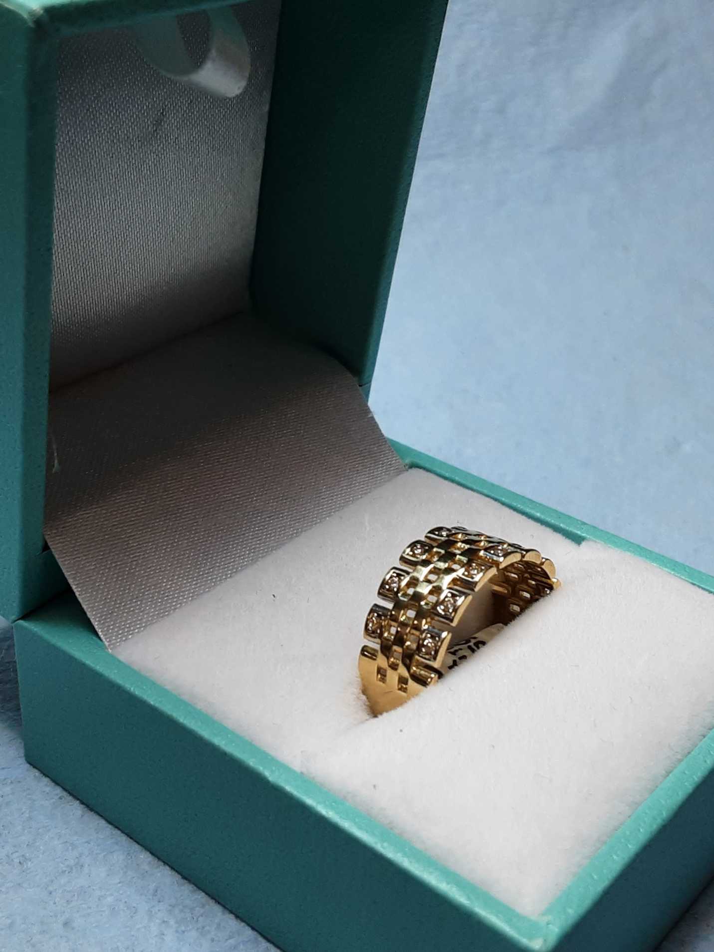 Women's Ring - Yellow Gold 14k (.585) 2.4 grams Size 7.5
