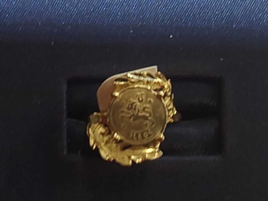 Women's Ring - Yellow Gold 14k (.585) 2 grams Size 6