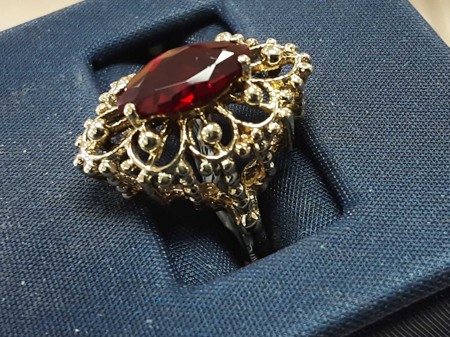 Women's Ring - Yellow Gold 14k (.585) 3.3 grams Size 6 - Image 2