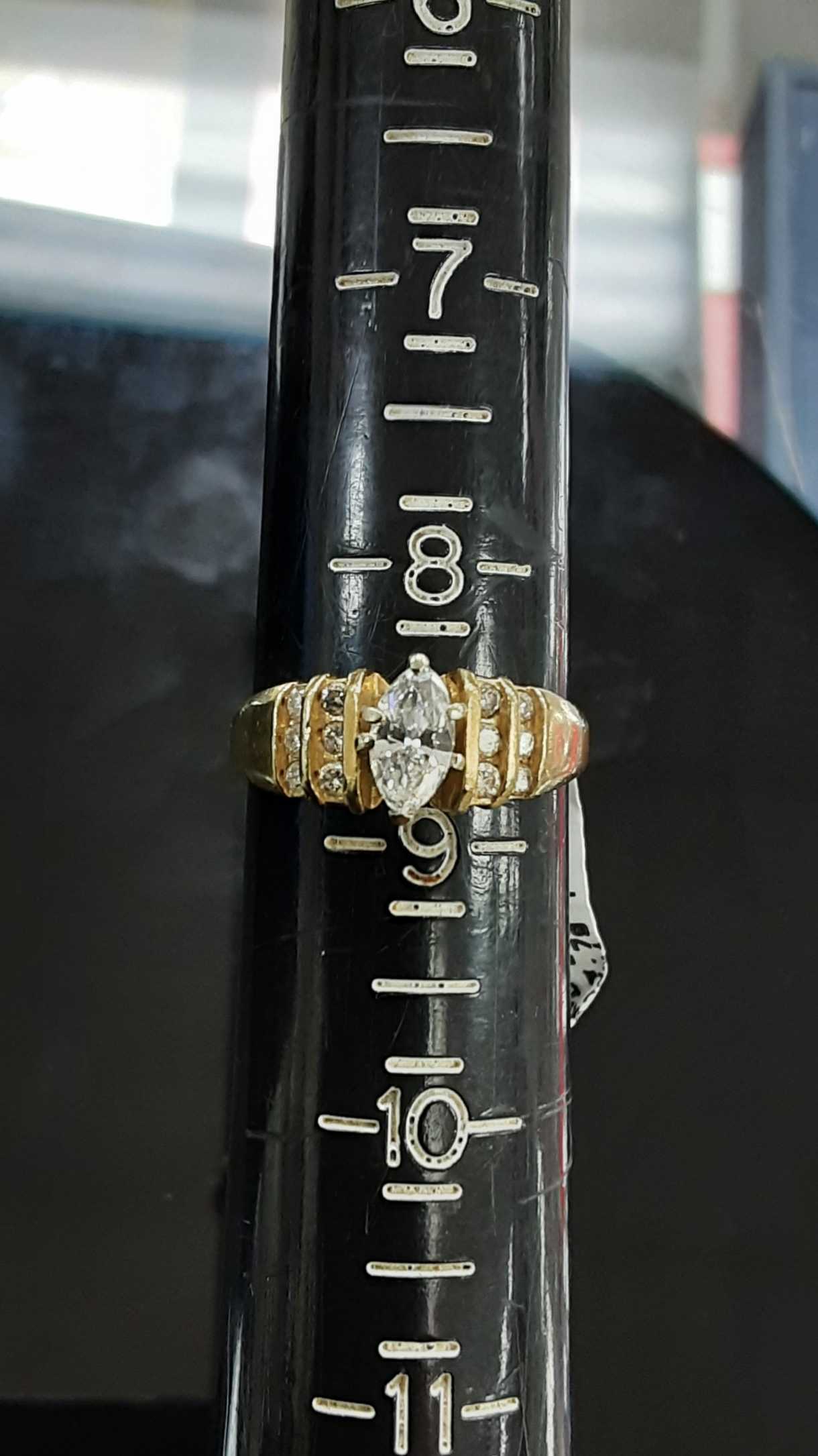 Women's Ring - Yellow Gold 14k (.585) 4.7 grams Size 8.5