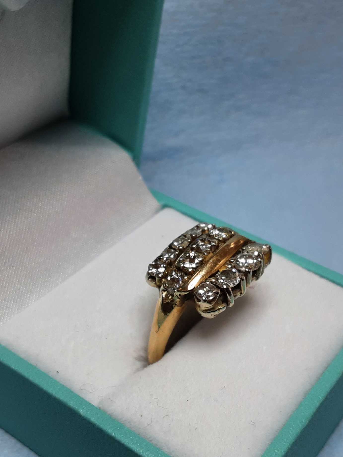 Women's Ring - Yellow Gold 14k (.585) 5.3 grams Size 9