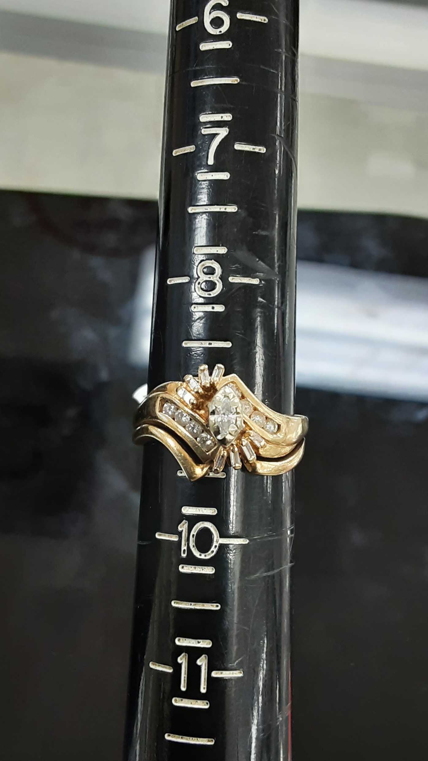 Women's Ring - Yellow Gold 14k (.585) 6 grams Size 10