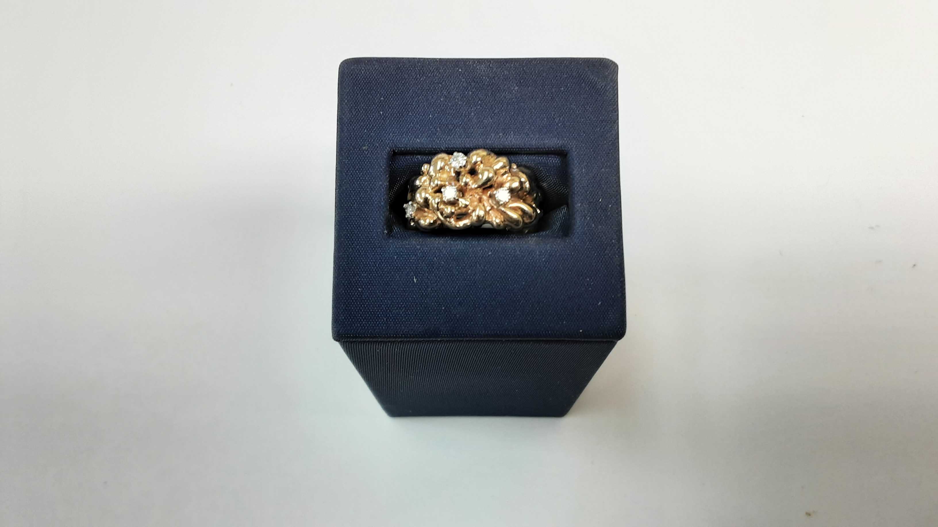 Women's Ring - Yellow Gold 14k (.585) 9.2 grams Size 6